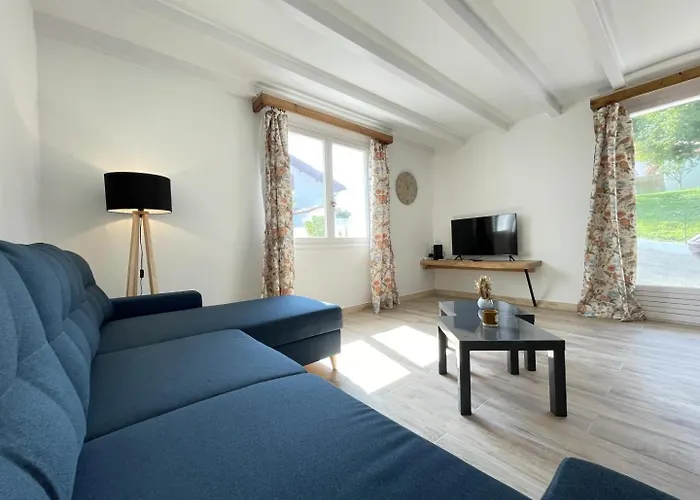 Lataborrea בית נופש סאר